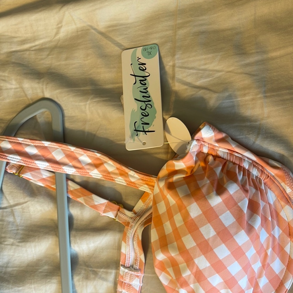 Women’s bathing suit - Picture 2 of 3